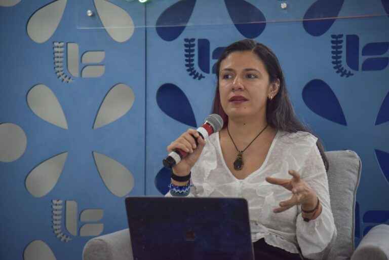 PRESENTA CODHEM CONFERENCIA SOBRE DESAPARICIONES DE MUJERES CON RAIZ EN VIOLENCIAS DE GÉNERO